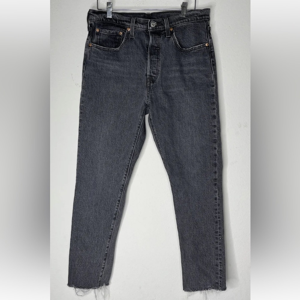 Levi's Women's 501 Skinny Jean in Light Wash Denim RAW HEM